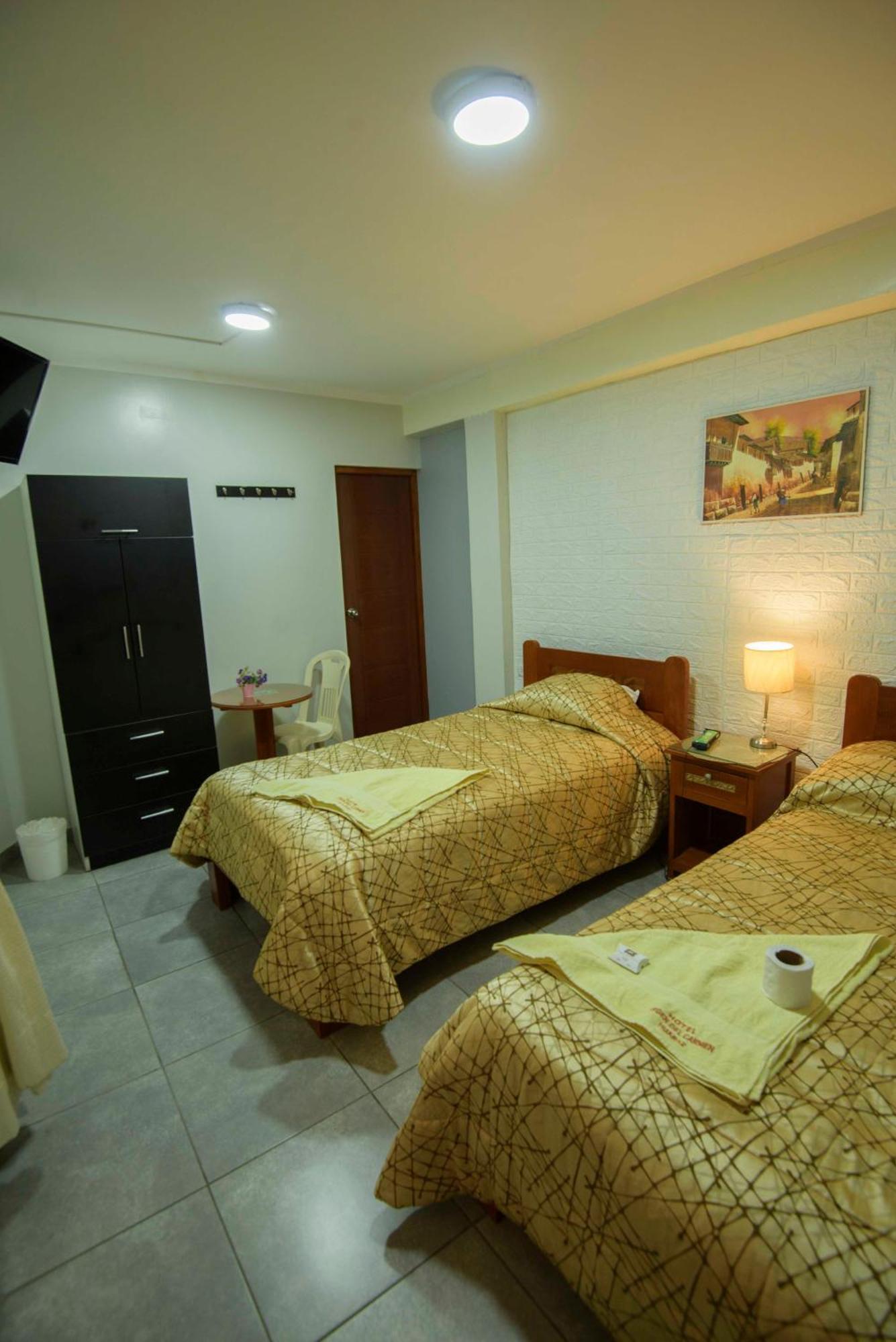 Virgen Del Carmen 1 Hotel